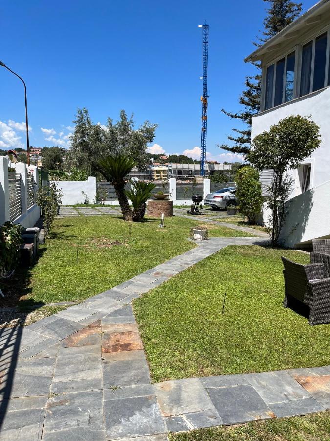 Residenza Margot Bed and Breakfast Quattromiglio Buitenkant foto